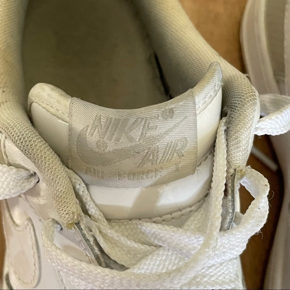NIKE AIR FORCE 1 LE (GS) Shoes Women’s 6.5 - Picture 9 of 13